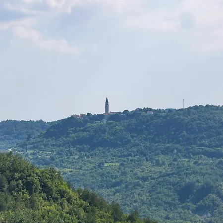 Semesterbostad Sussini *