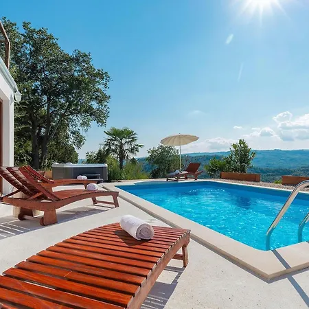 Semesterbostad Sussini