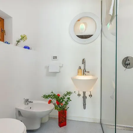 Semesterbostad Sussini *